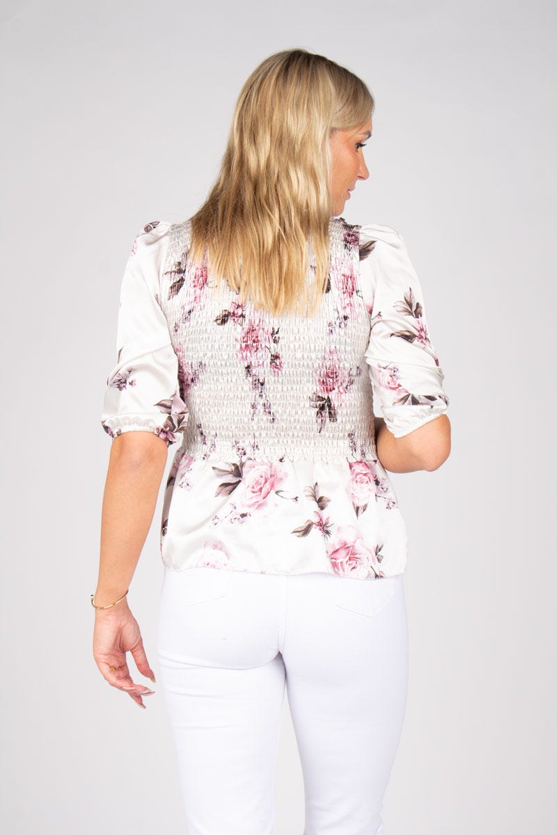 Hailey bluse m. blomsterprint Creme