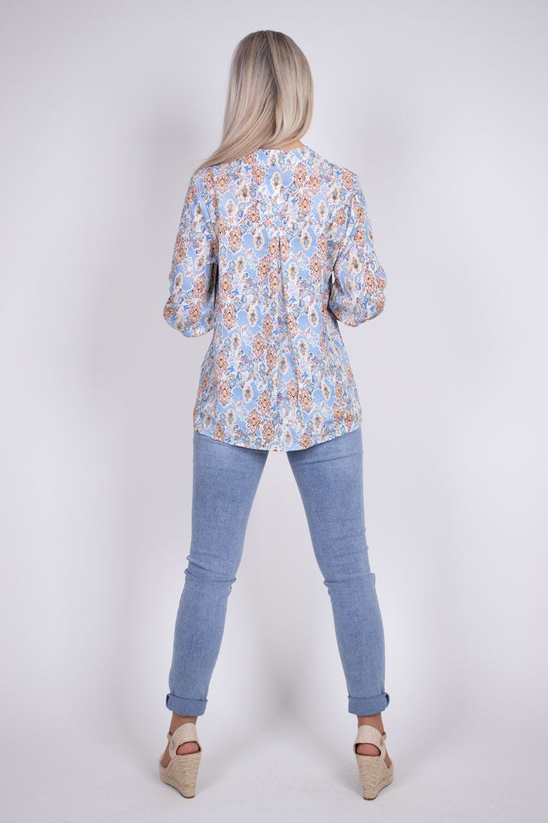 Bluse m. print Skyblue