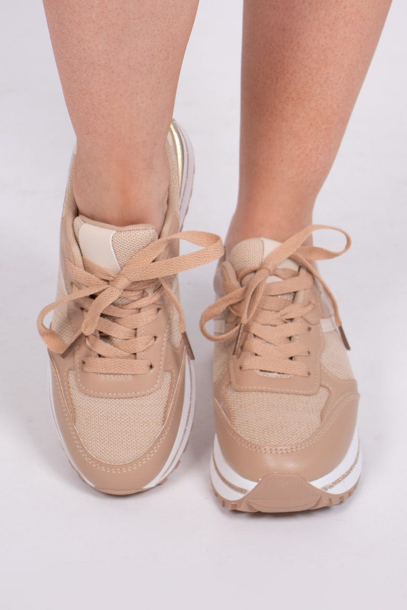 Sneakers m. guld detaljer Beige