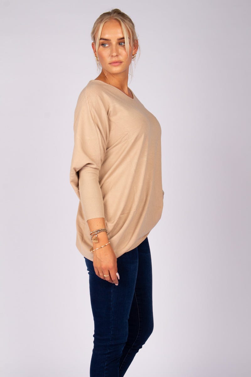 Batwing strik m. sten og sommerfugle Beige