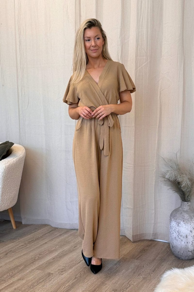 Jumpsuit m. flæseærme  Camel