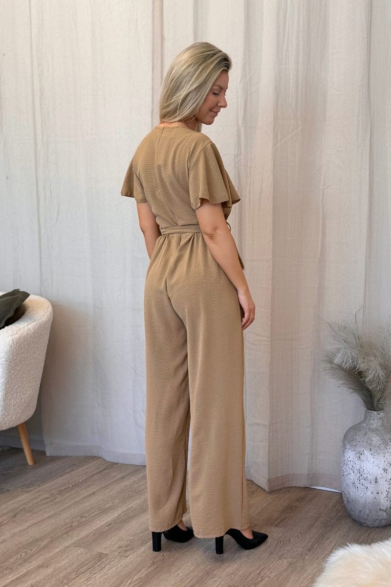 Jumpsuit m. flæseærme  Camel