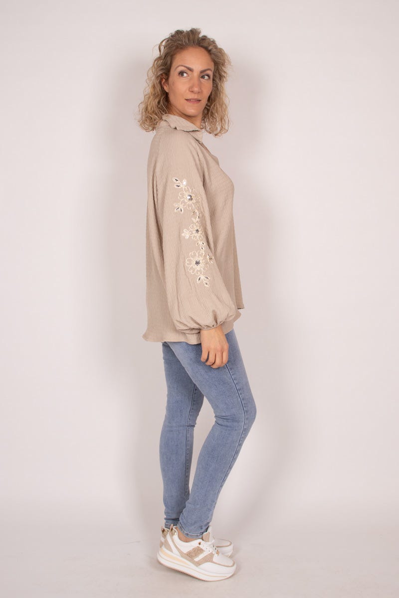 Bluse m. broderi og pailletter Taupe