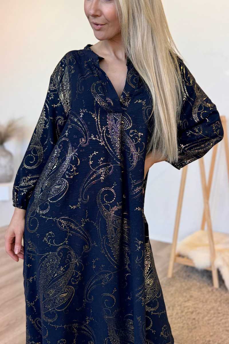 Løs tunika m. guld  paisley print  Navy