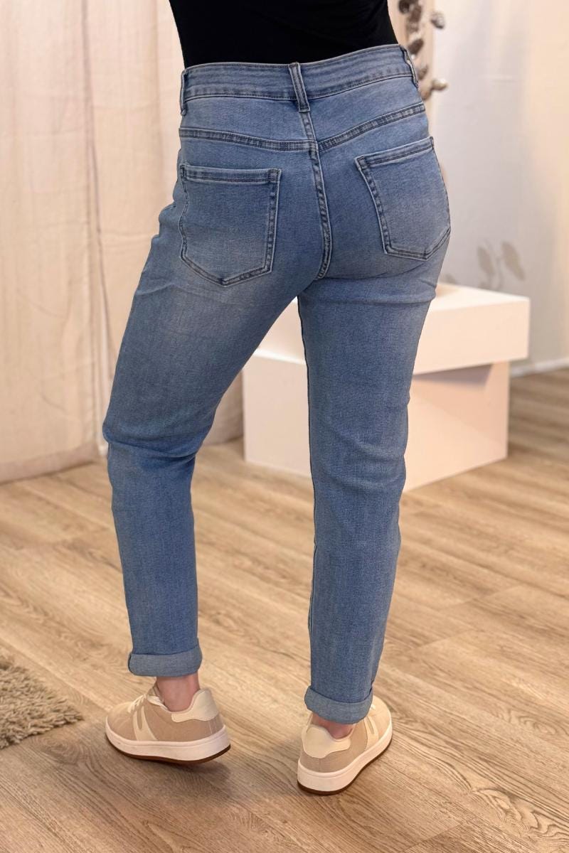 Mom-fit jeans m. broderi Denim