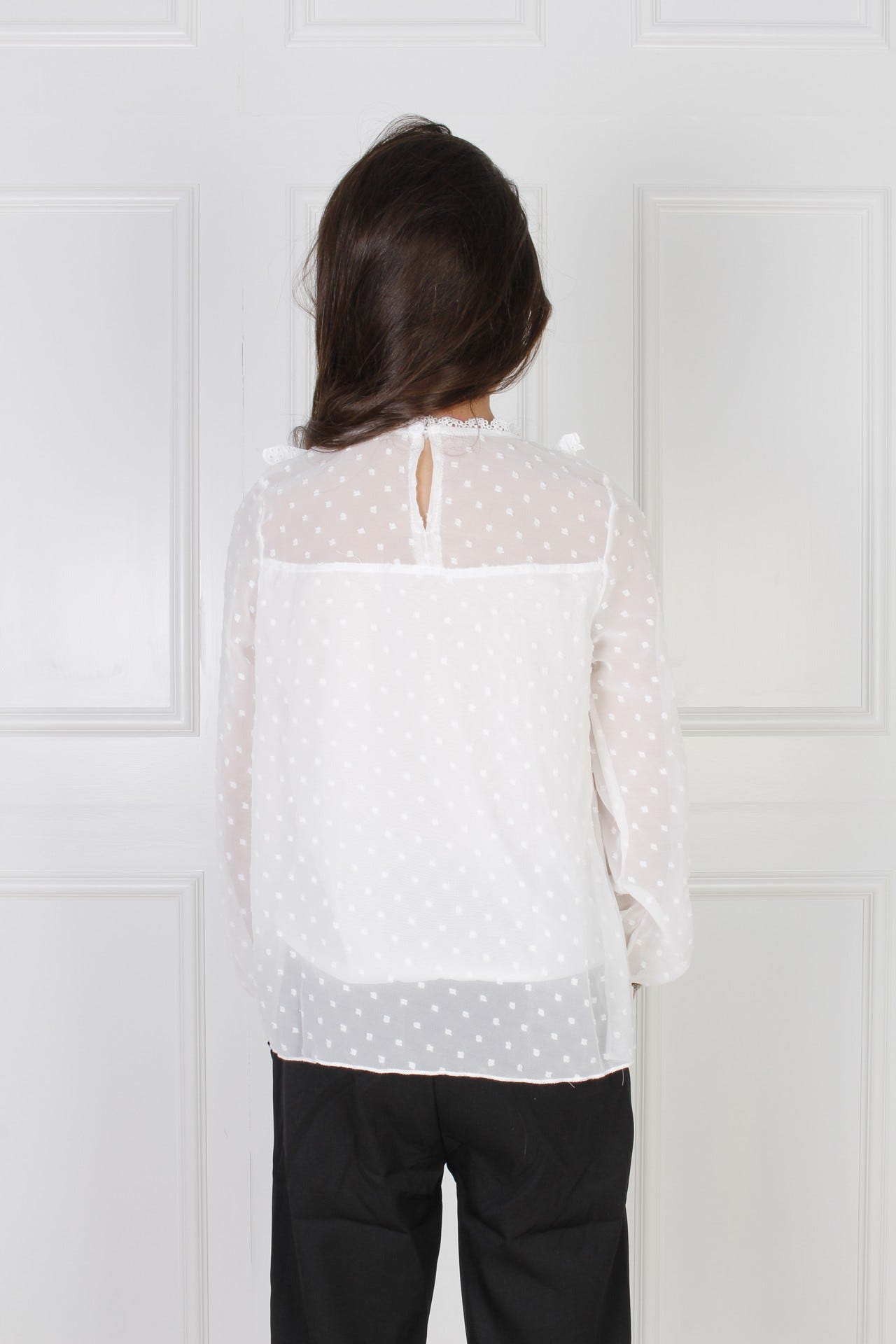 Elegant bluse med blonder, hvid