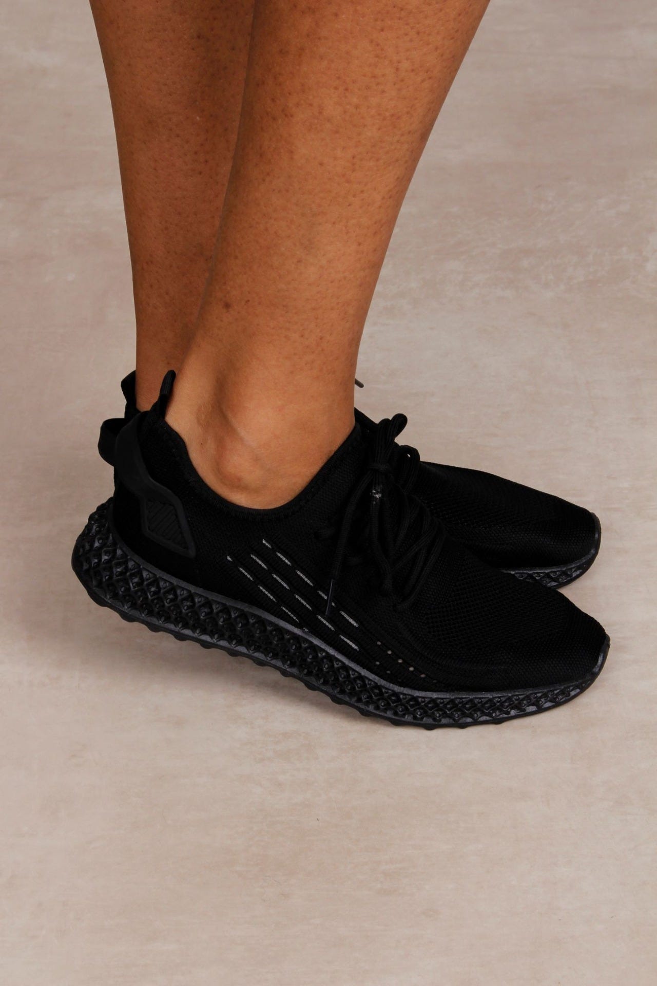 Pull-on sneakers, Sort