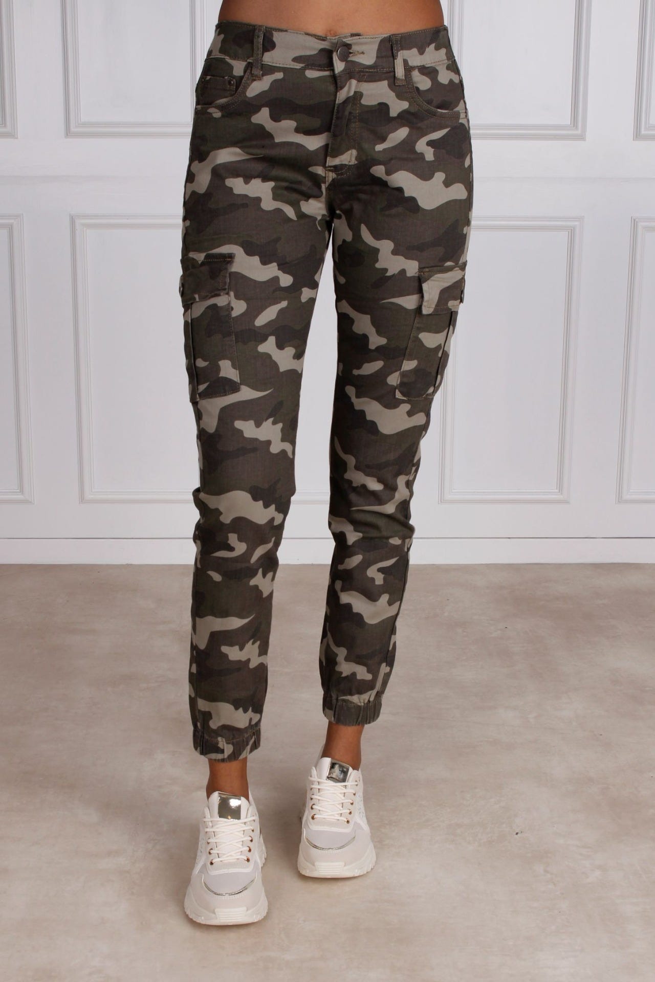 Cargo camouflage jeans, khaki