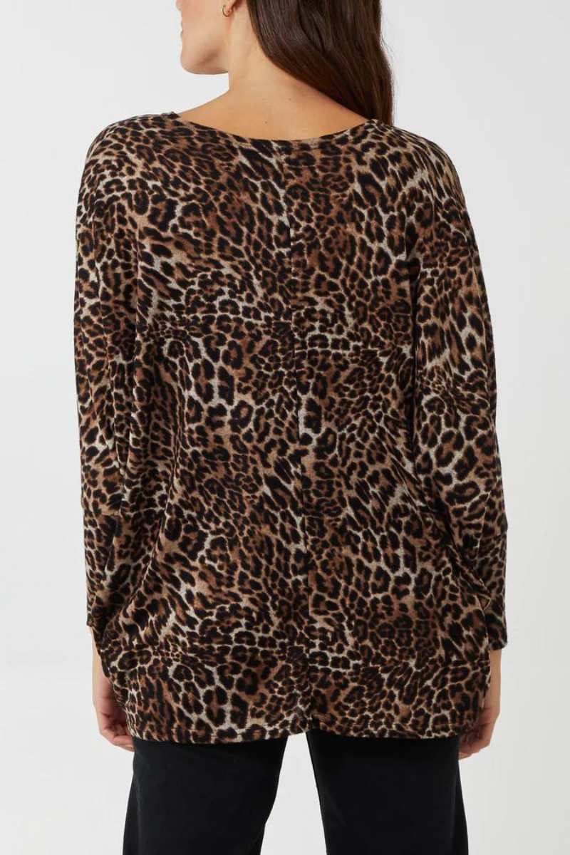 Bluse i leo print Brun