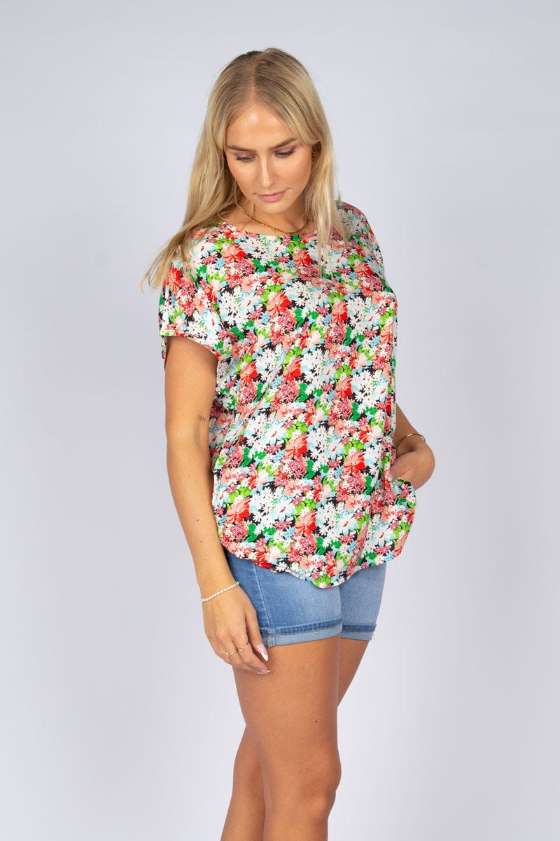 Bluse m. blomster Sort/koral