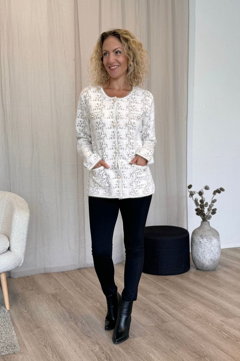 Cardigan m. mønster og perleknapper Creme