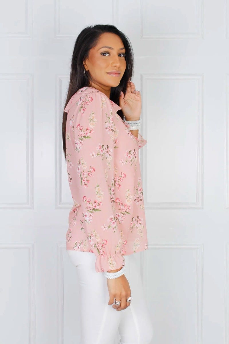 Bluse med flæse, rosa floral