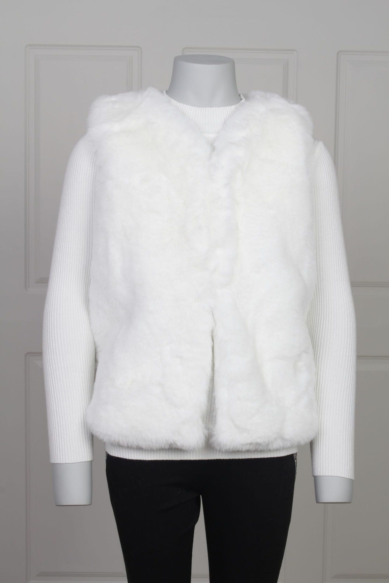 Faux fur vest, creme