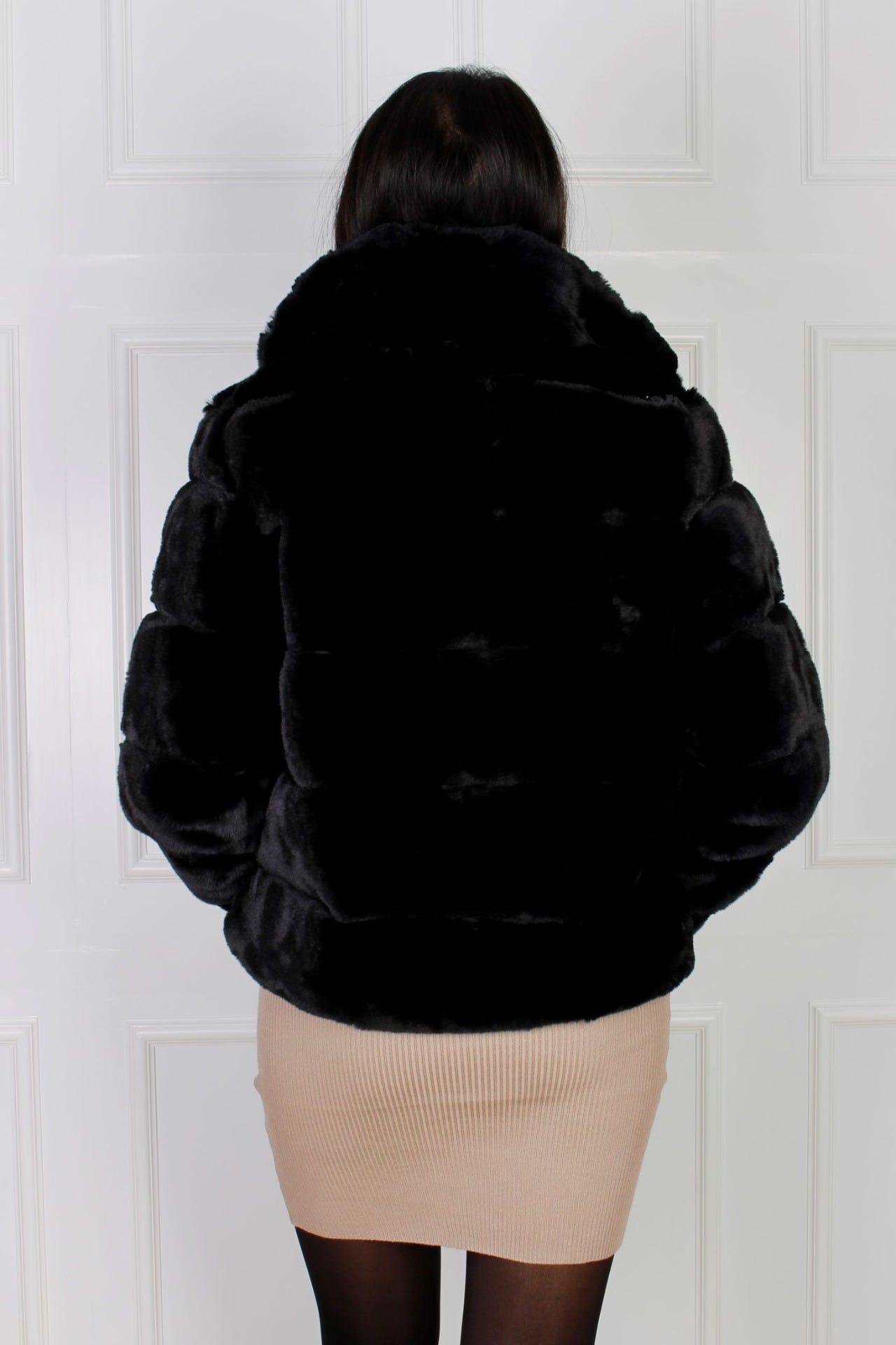 Faux Fur jakke, sort