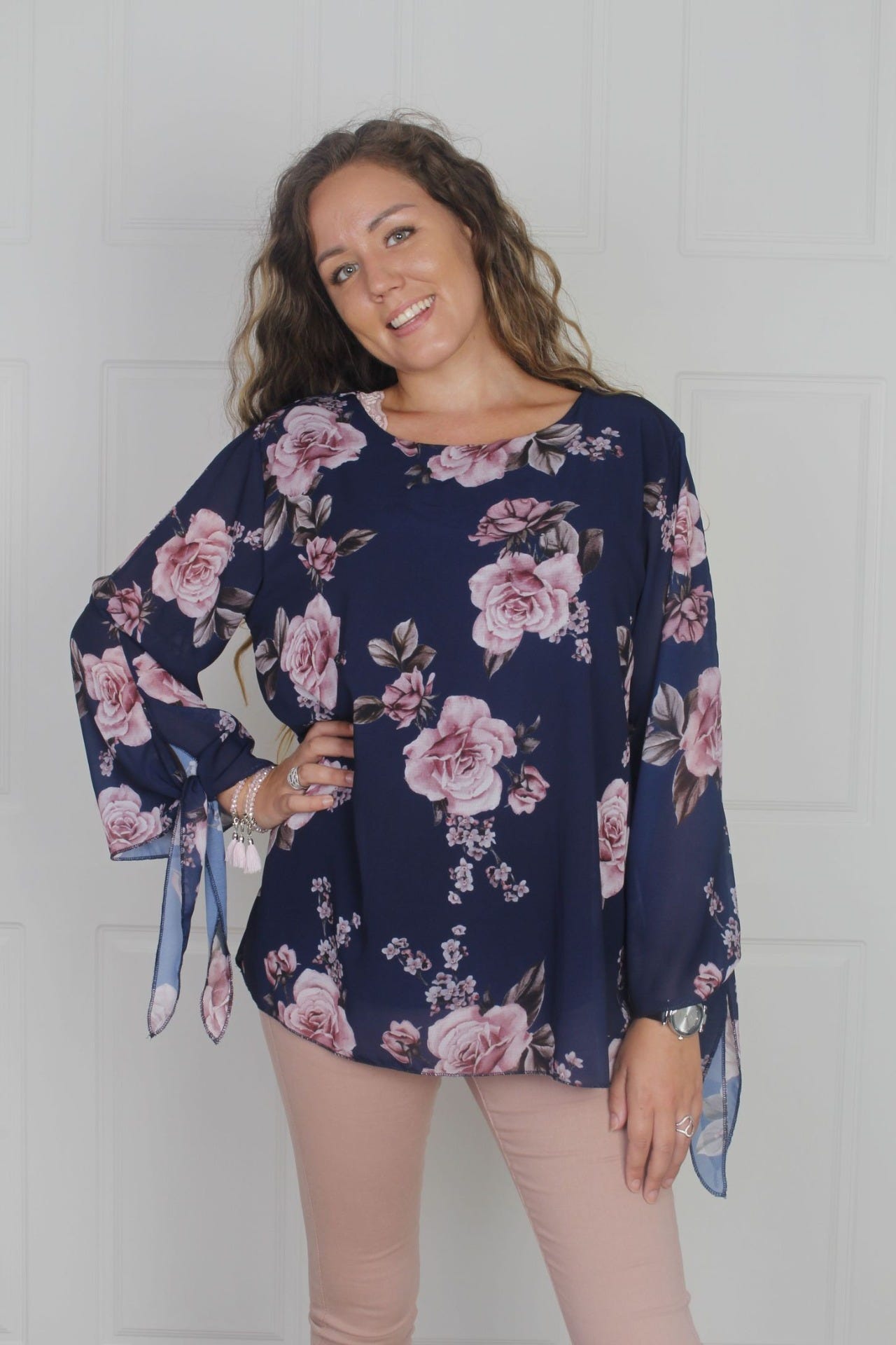 Tunika bluse med binde detalje, floral navy